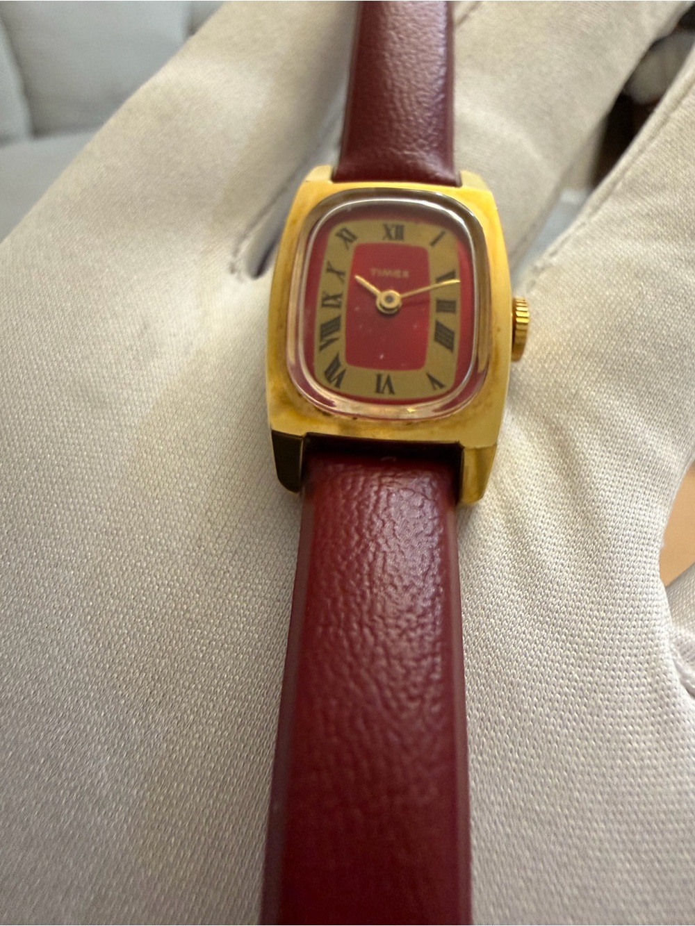 Vintage Timex Ladies Manual Wind Watch - Gold Tone Case - Red Dial 19mm x 30mm